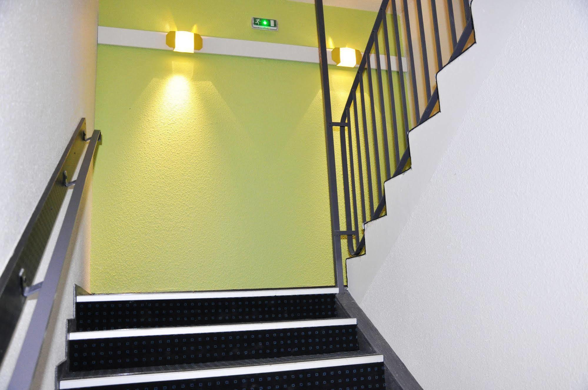 Hotel Valence Sud Soyons Екстер'єр фото